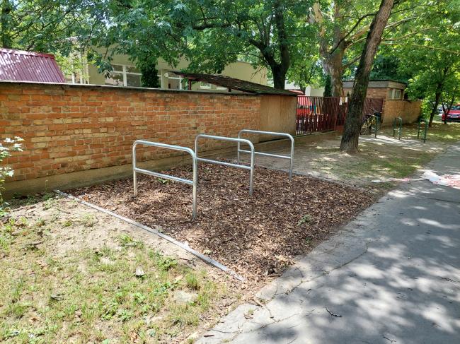 „Kerékpártámaszok kihelyezése Szegeden két részajánlati körben” 