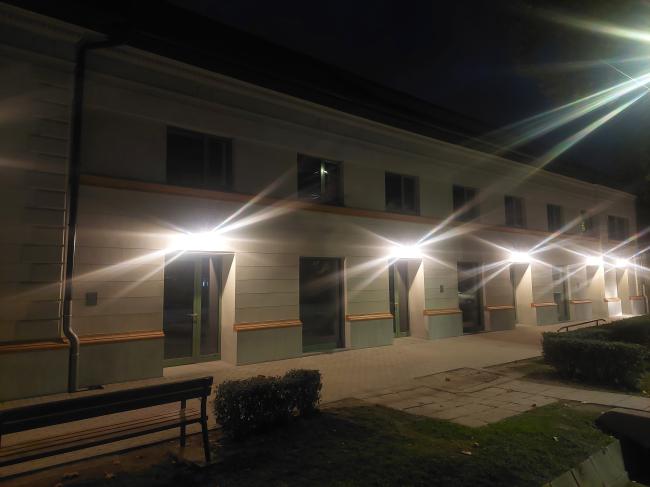 Szolgáltatóház felújítása Kiszomboron