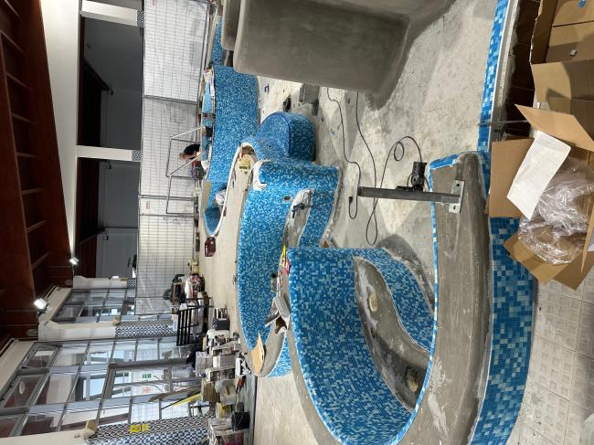  Algyői Borbála  Fürdő beltéri gyermek -ülő-élmény medencék  mozaikburkolatának felújítása