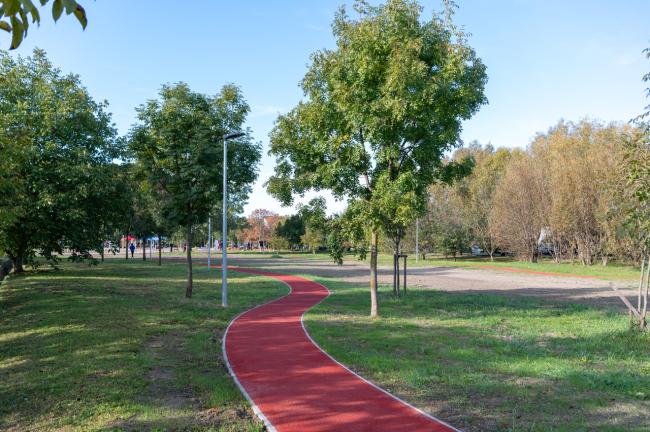 „Futópálya építése Tápén és Szőregen két részajánlati körben” - Tápé